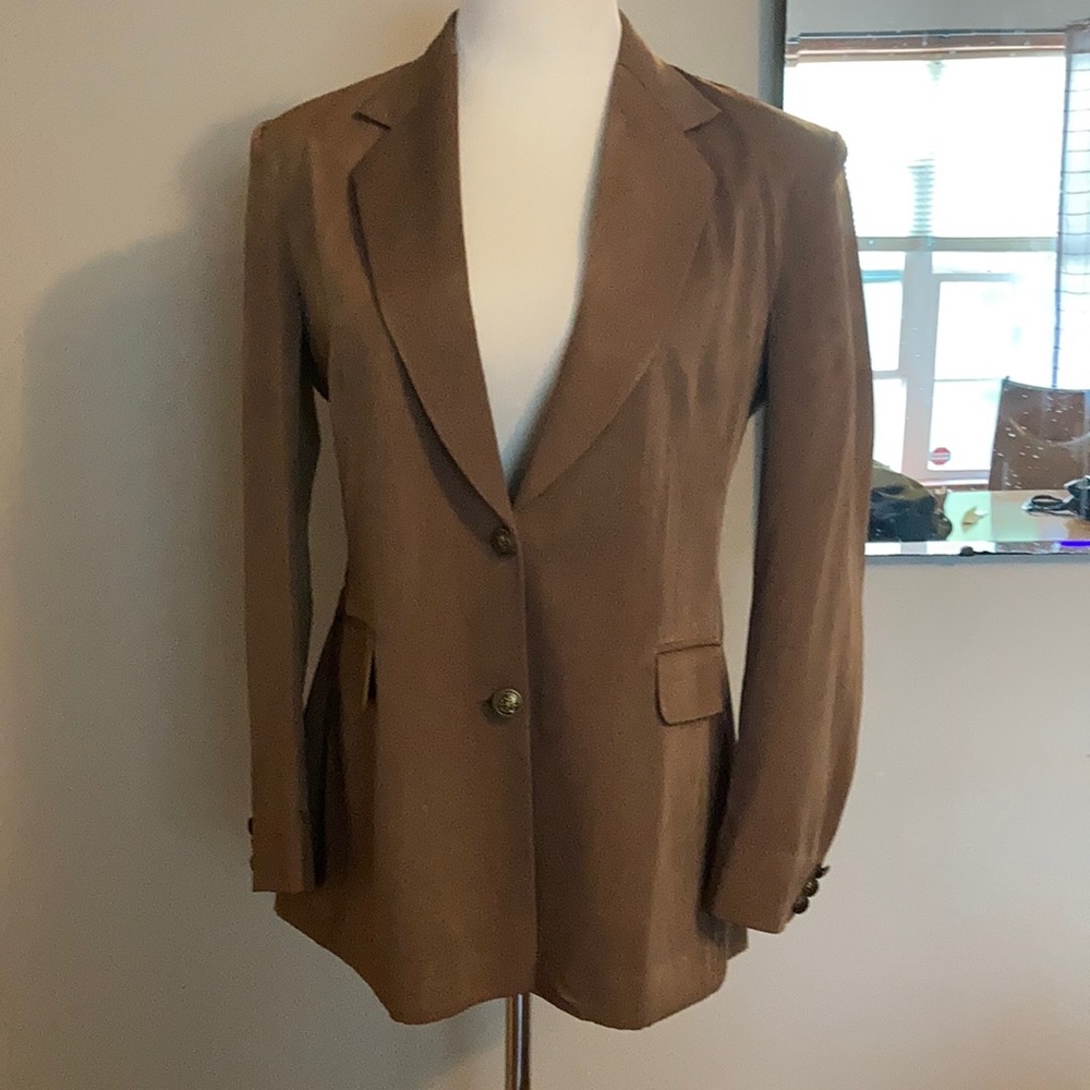 Brown posh jacket size large.